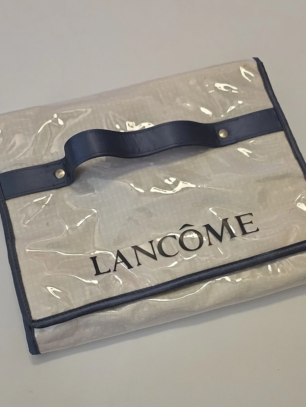 Lancôme Clear Toiletry Bag with Sliver Trim